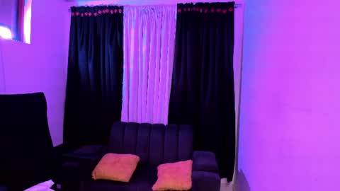 MEGANNNN online show from June 12, 4:00 am