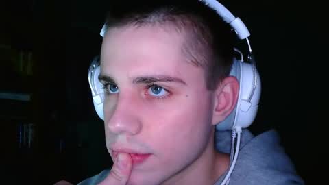 pusaprada online show from February 11, 7:29 pm