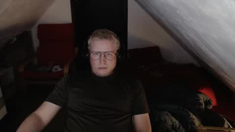 pussylovercb online show from October 11, 8:45 pm