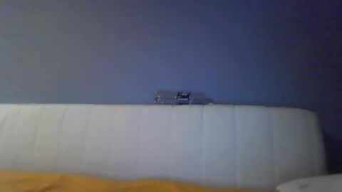 pussymilkee online show from December 4, 7:11 am