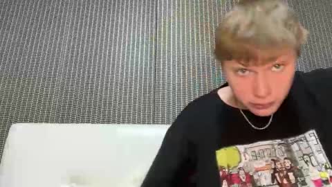 Lina online show from October 25, 4:40 pm