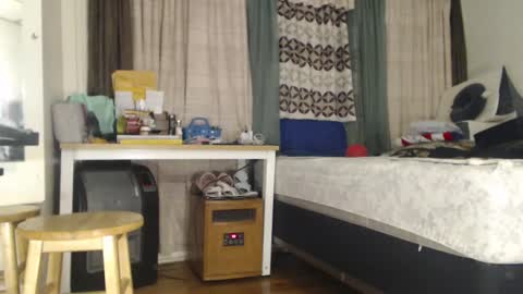 putiputi4u online show from January 15, 6:54 am