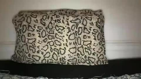 Snapshot of pwing1992 chatting on January 5, 9:37 am pwing1992 online show from January 5, 9:37 am