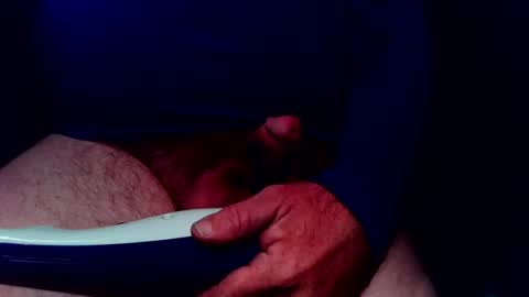 pyrichar31 online show from April 9, 4:16 am