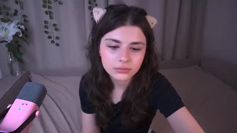 Ava online show from June 13, 8:52 pm