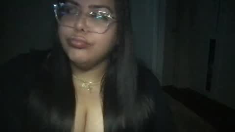 Prettypink Tinyhole online show from December 14, 7:51 am