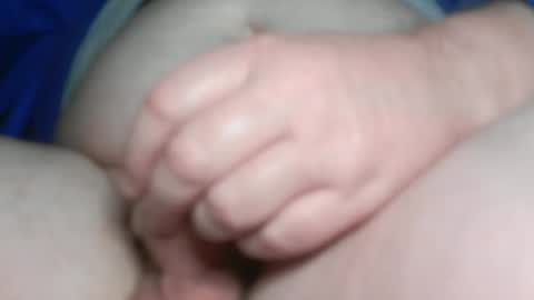 Snapshot of pytongru70 chatting on January 11, 7:27 pm pytongru70 online show from January 11, 7:27 pm