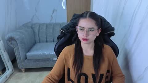 Qetsyah online show from February 23, 1:57 pm