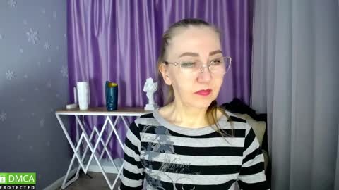 Snapshot of queen_a_n_i chatting on February 24, 9:53 am A N I Ill be here on December 1st online show from February 24, 9:53 am