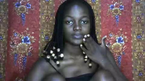 queen_banice online show from October 20, 5:29 pm