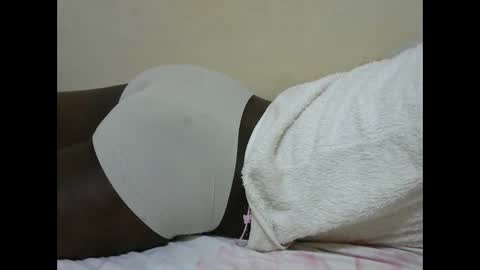 queen_berry1 online show from May 20, 2:08 am