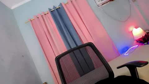 queen_danaya online show from July 25, 2:20 am