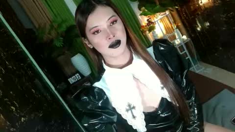 Kendal  online here from 6am-3pm philippine time online show from December 1, 11:14 pm