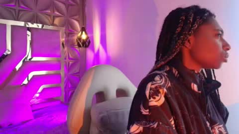   online show from February 11, 11:36 am