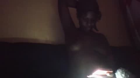 Snapshot of queenbianka chatting on January 4, 9:09 pm queenbianka online show from January 4, 9:09 pm