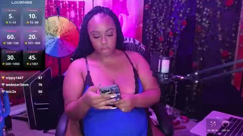 Queen Cherise Roze online show from October 28, 2:45 am