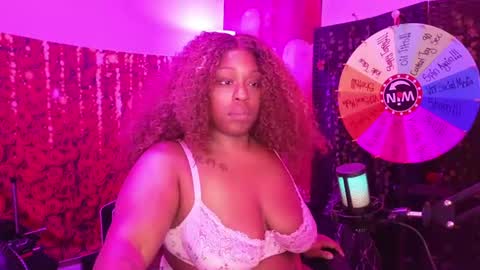 Queen Cherise Roze online show from June 23, 1:39 pm