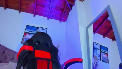 Queen online show from March 3, 10:10 pm