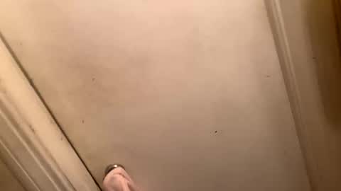 Kourtney online show from December 3, 1:04 am