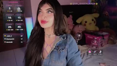 Snapshot of queenlamia chatting on March 10, 12:49 pm  Taurus online show from March 10, 12:49 pm