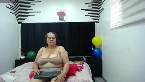 VickyBoobss online show from October 11, 1:27 pm