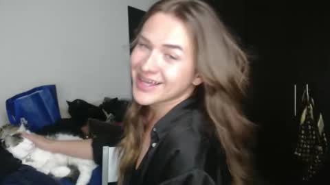 Nico online show from March 4, 4:49 am