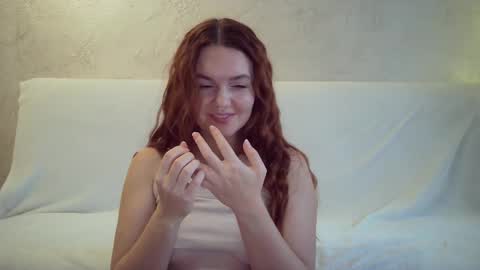 QueenOfModels online show from January 20, 11:02 am