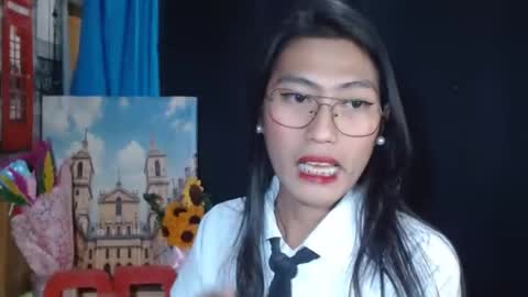 queensteffi online show from January 29, 7:00 pm