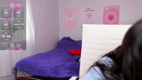 Anna online show from April 11, 7:45 am