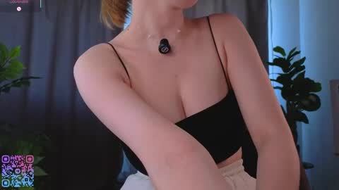 Teri  My favorite vibes 77 101 222 666 online show from June 9, 2:22 am