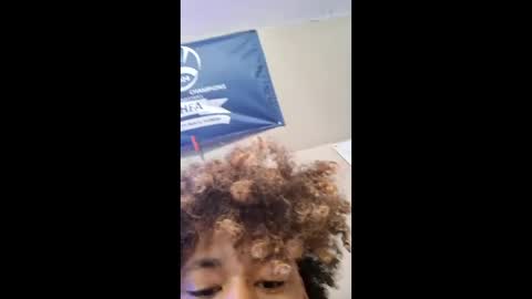 r_ayy_0 online show from January 17, 5:00 pm