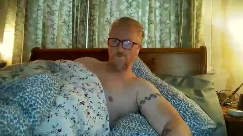 r_o_h_a_n online show from November 14, 2:19 pm