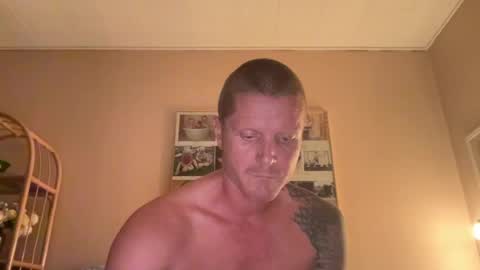 rabbit_eyes69 online show from August 7, 9:46 pm
