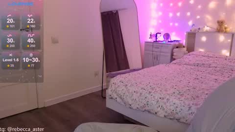 Rebecca  Becc online show from February 20, 4:42 pm