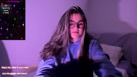 Rachel Foss online show from January 3, 10:51 pm