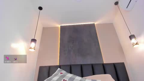  RACHEL  online show from October 25, 12:49 pm