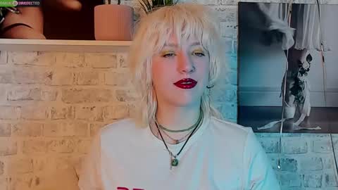 Snapshot of rachelcart chatting on March 3, 3:41 am RachelCart online show from March 3, 3:41 am