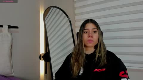 Rachell online show from December 18, 4:08 am