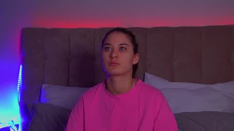 RachellSimpson online show from March 11, 6:30 pm