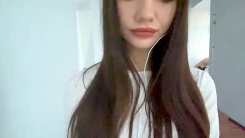 Snapshot of rachelpoisso chatting on October 19, 1:49 pm Rachel online show from October 19, 1:49 pm