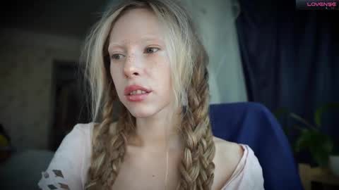 Snapshot of radiant_ada chatting on October 8, 8:53 am ada online show from October 8, 8:53 am