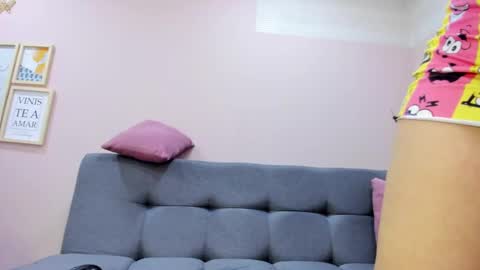 radiant_sapphire online show from December 22, 3:22 am