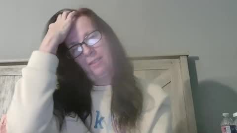 Radiant Peach Goddess online show from February 17, 3:25 am