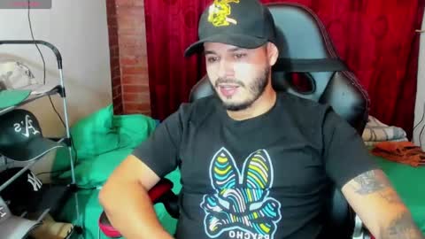 Snapshot of ragnar_lothbrok77 chatting on March 6, 3:46 am ragnar_lothbrok77 online show from March 6, 3:46 am