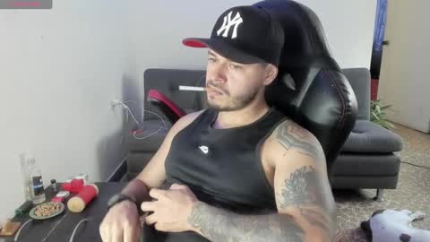 Snapshot of ragnar_lothbrok77 chatting on October 9, 8:25 pm ragnar_lothbrok77 online show from October 9, 8:25 pm