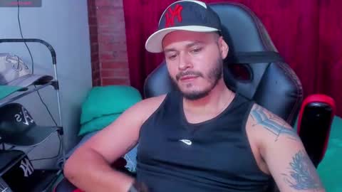 Snapshot of ragnar_lothbrok77 chatting on March 7, 8:23 am ragnar_lothbrok77 online show from March 7, 8:23 am