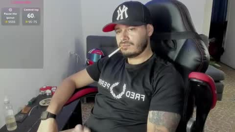 Snapshot of ragnar_lothbrok77 chatting on October 20, 10:04 pm ragnar_lothbrok77 online show from October 20, 10:04 pm