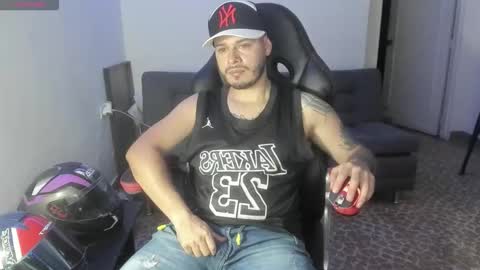 Snapshot of ragnar_lothbrok77 chatting on September 9, 11:27 pm ragnar_lothbrok77 online show from September 9, 11:27 pm