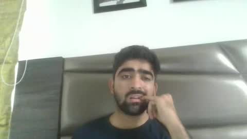 rahull11606 online show from October 30, 6:36 am