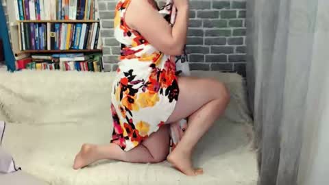 rainbowladyy online show from November 28, 1:18 pm